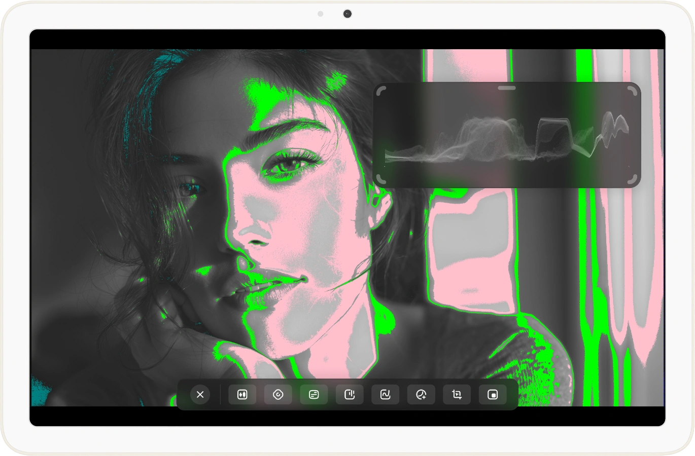 Noir on Tablet